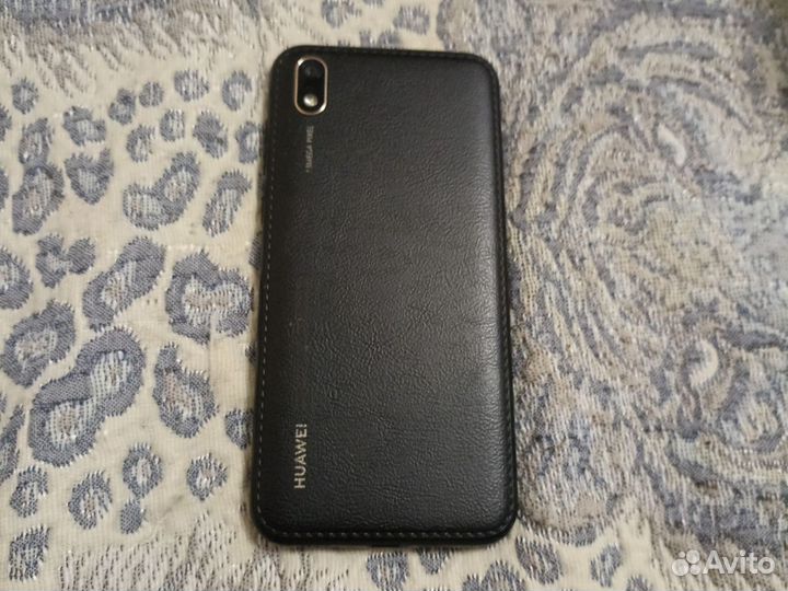 HUAWEI Y5 (2019), 2/32 ГБ