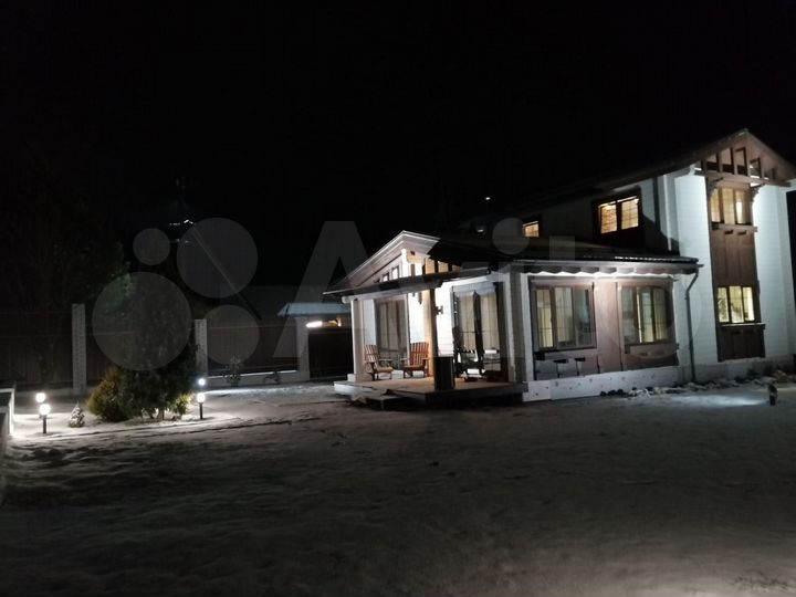 Дом 160 м² на участке 10,5 сот.