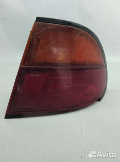 Фонарь правый Nissan Pulsar N15