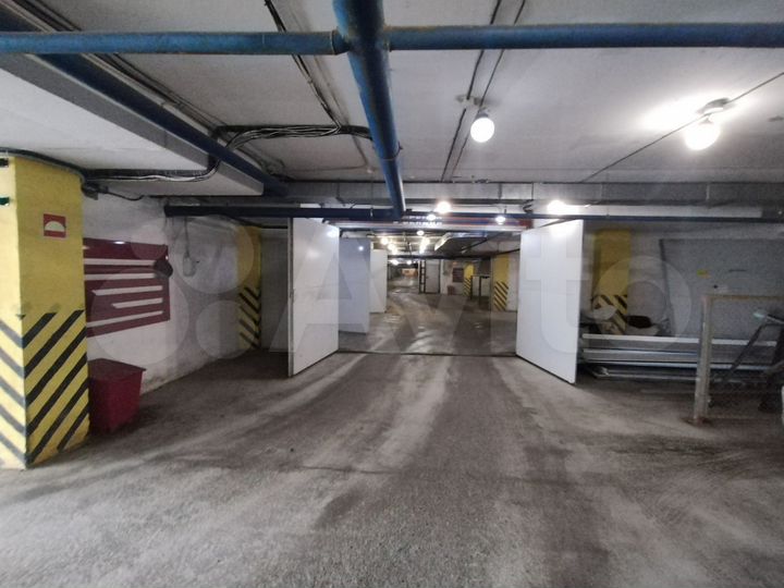 Машиноместо, 16 м²