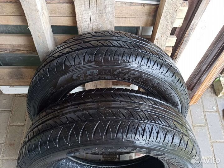 Dunlop Grandtrek PT2 225/65 R17 101