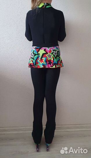 Костюм для фигурного катания