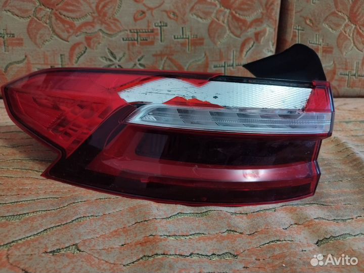 Задняя фара на haval F7Х внешняя