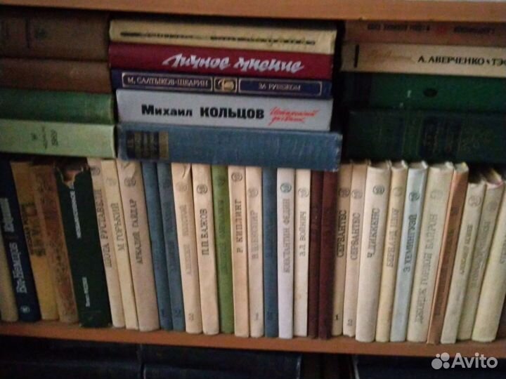 Книги отдам бесплатно