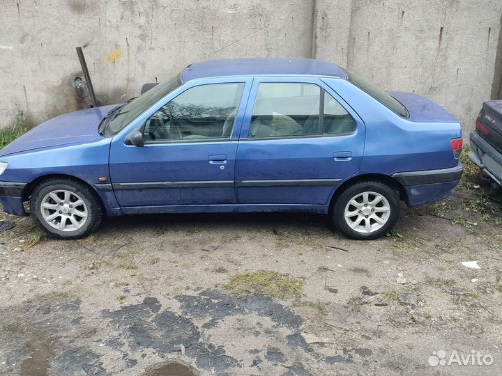 Peugeot 306 1.8 AT, 1996, 136 430 км