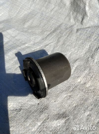 Муфта обгонная генератора Опель Астра Н