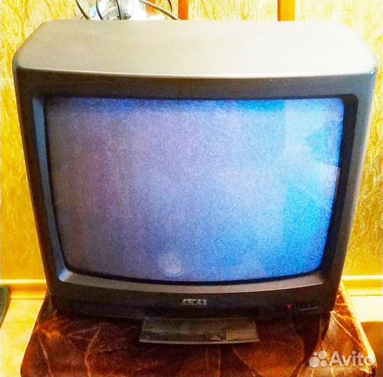Телевизор akai CT-1407D