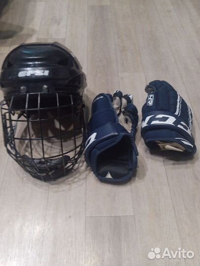 Шлем хоккейный детский