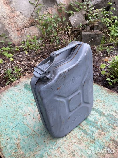 Канистра металлическая 12 л СССР