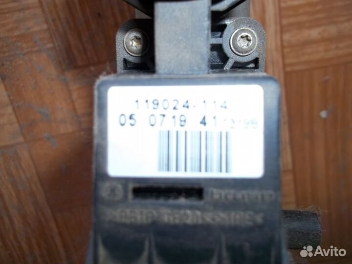 Эл. привод, стеклоподьёмник прав. пер. А6 1998 год