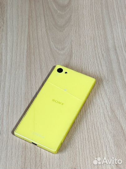 Sony Xperia Z5 Compact, 2/32 ГБ