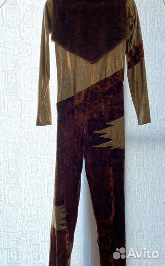 Костюм для фигурного катания 140