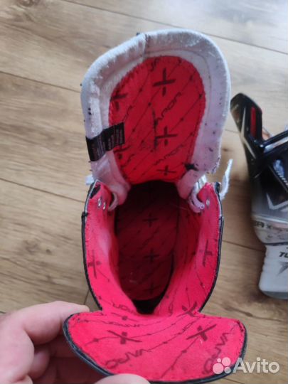 Хоккейные коньки bauer vapor