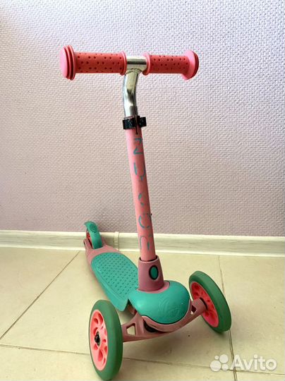 Самокат детский трехколесный