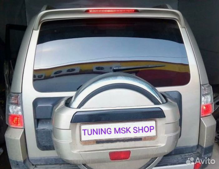 Спойлер Mitsubishi Pajero 4