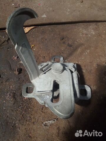 Замок капота Fiat Punto 2005-2012