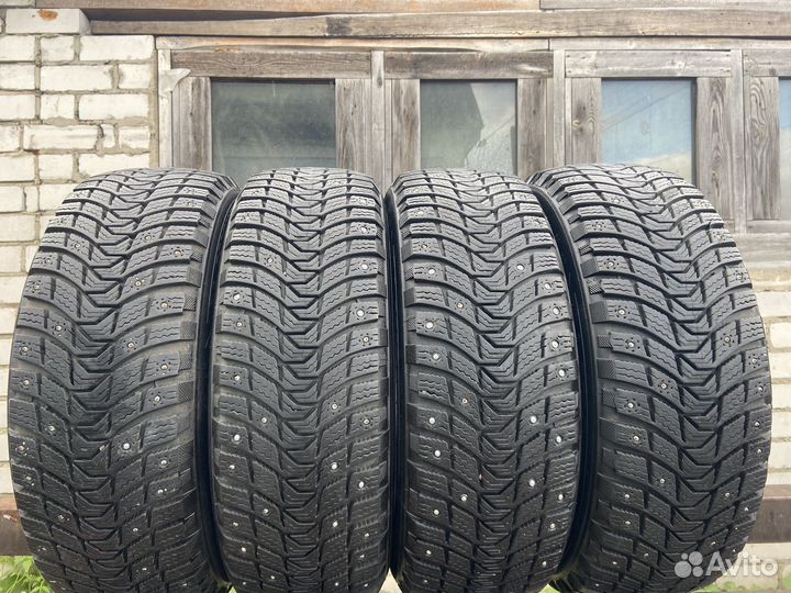 Michelin X-Ice North 3 185/60 R15 94T