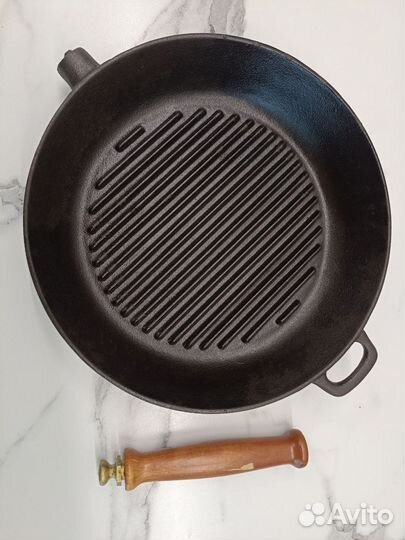 Сковорода чугунная Hackman 27,5