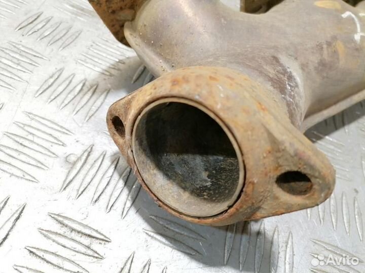 Коллектор выпускной левый S500 221