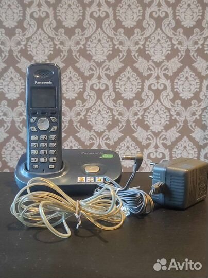 Радиотелефон Panasonic kx-tg8011ru