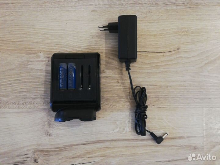 Зарядное для аккумулятора аа и ааа. GP V600D