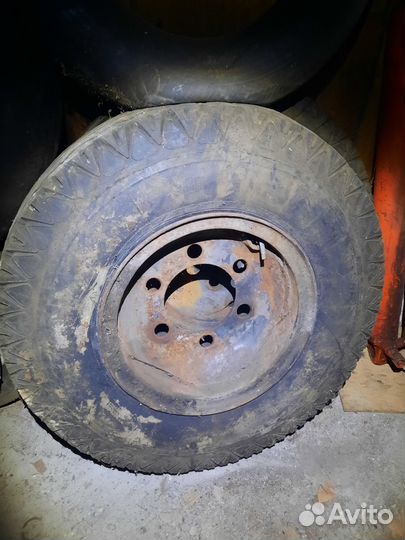 Колеса для тракторной телеги и сельхозтехники