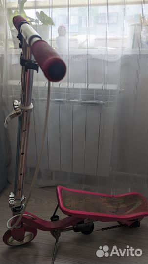 Самокат (инерционный)