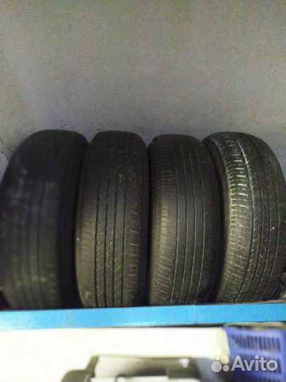 Bridgestone Blizzak Extra PM-30 215/70 R17