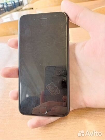 iPhone 7, 32 ГБ