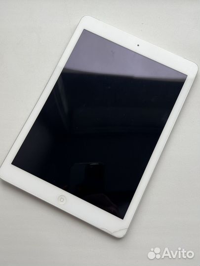 Apple iPad Air WiFi + Cellular