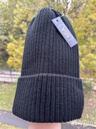 Женская шапка бини