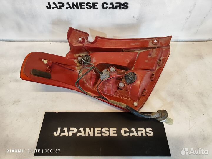 Фонарь задний правый Suzuki Swift