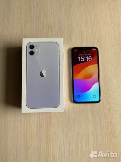 iPhone 11, 64 ГБ