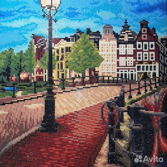 Готовая картина. Алмазная мозайка