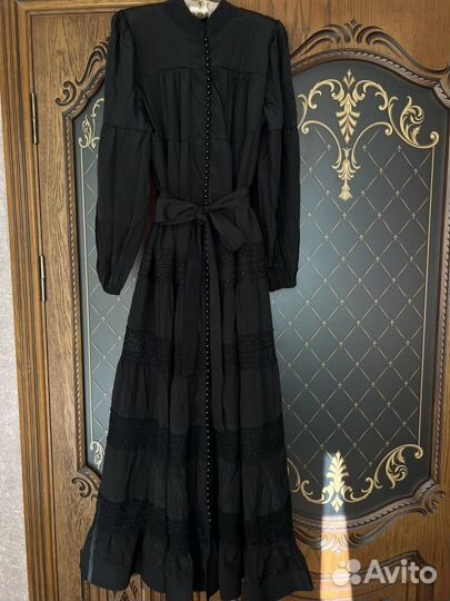 Нарядное женское платье