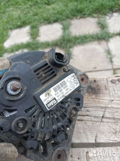 Генератор Renault б/у