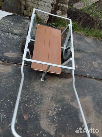 Тележка садовая