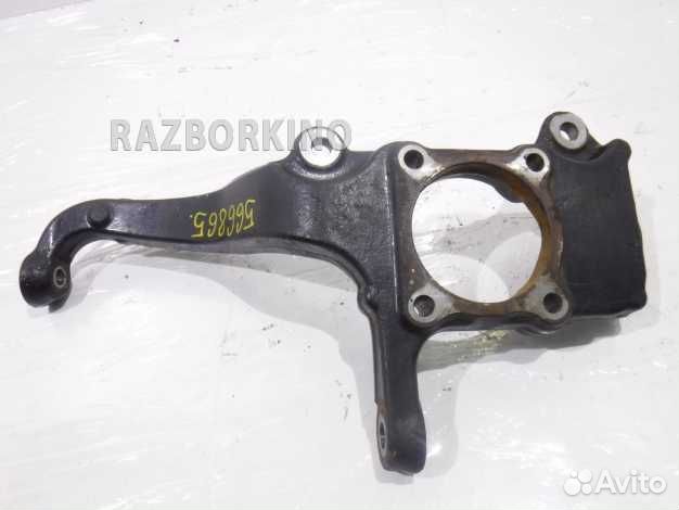 Кулак передний левый