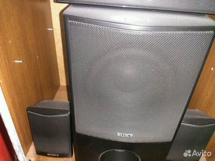 DVD home theatre system Sony DAV-DZ585K