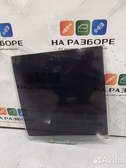 Стекло двери заднее правое Mitsubishi Pajero 2