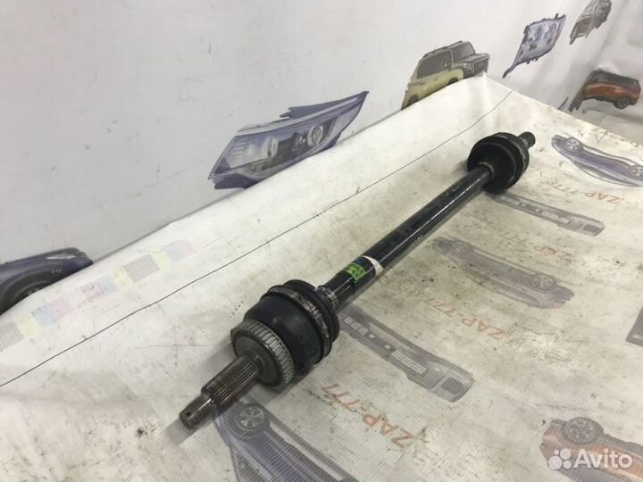 Привод задний правый Kia Stinger