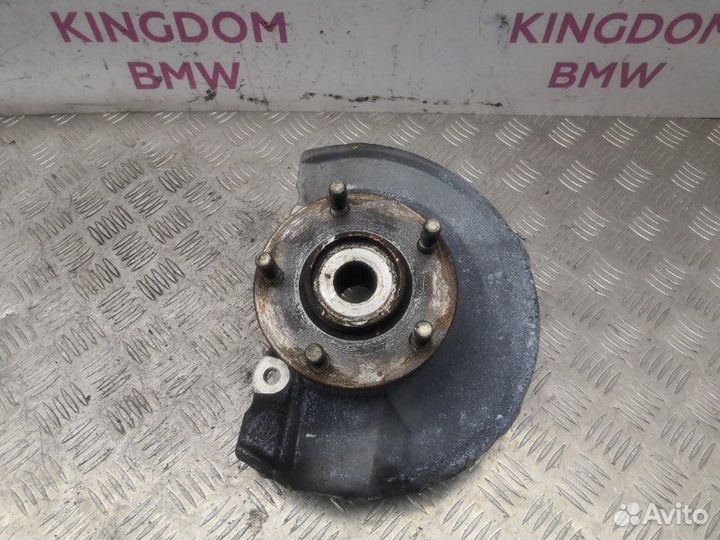 Поворотный кулак передний левый Mitsubishi Lancer