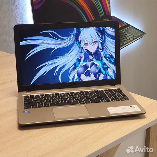 Ноутбук Asus 4-x ядерн. Реntium Silvеr N5000