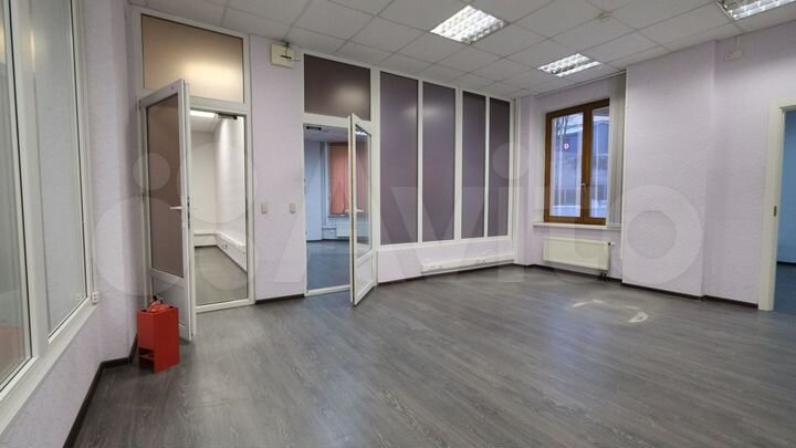 Аренда офиса 128 метров на 2 этаже