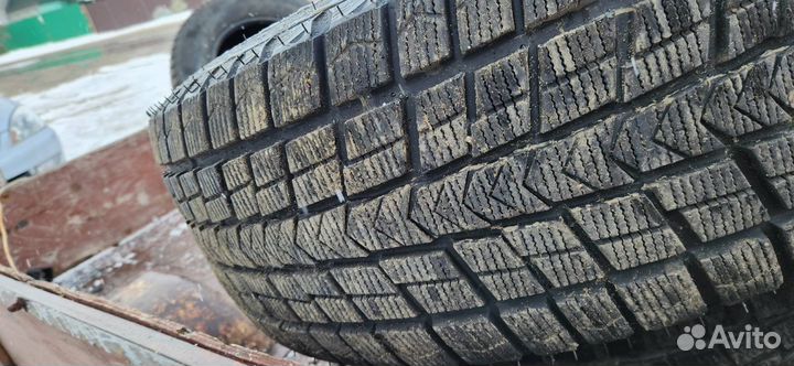 Roadstone Winguard Ice 265/65 R17 24L