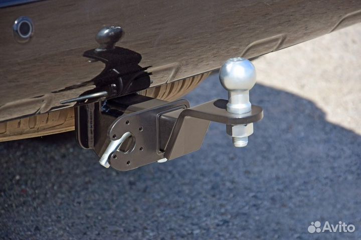 Фаркоп съемный квадрат Toyota land cruiser 200 (20