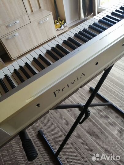 Цифровое пианино Casio Privia PX 130 WE