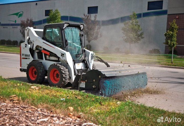 Услуги мини-погрузчика Bobcat S770
