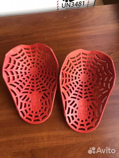 Защита коленей в мотоджинсы