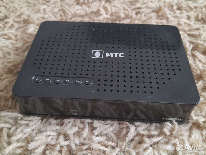 Спутниковая тв приставка+Спутниковая тарелка(мтс)